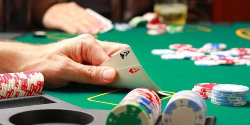 Poker King Là Ai? Jun88 Công Bố Top Vua Bàn Cờ 2025 Justin Bonomo – poker king giàu nhất mọi thời đại với hơn 63 triệu USD